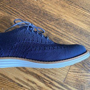 Cole Haan GRAND.OS Navy oxfords with silver tongue and stripe down the back